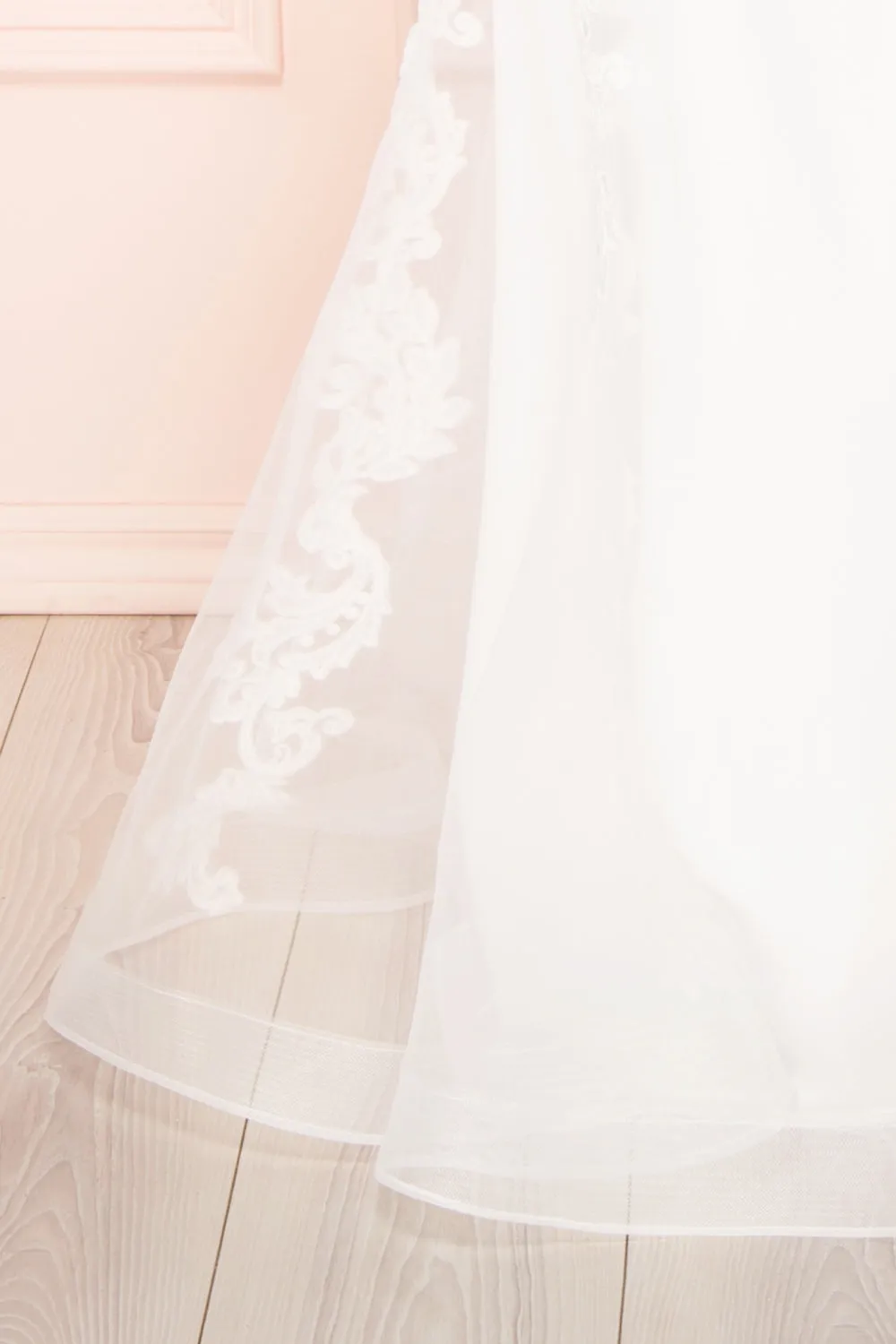 Aerlene | White Embroidered Mermaid Wedding Dress