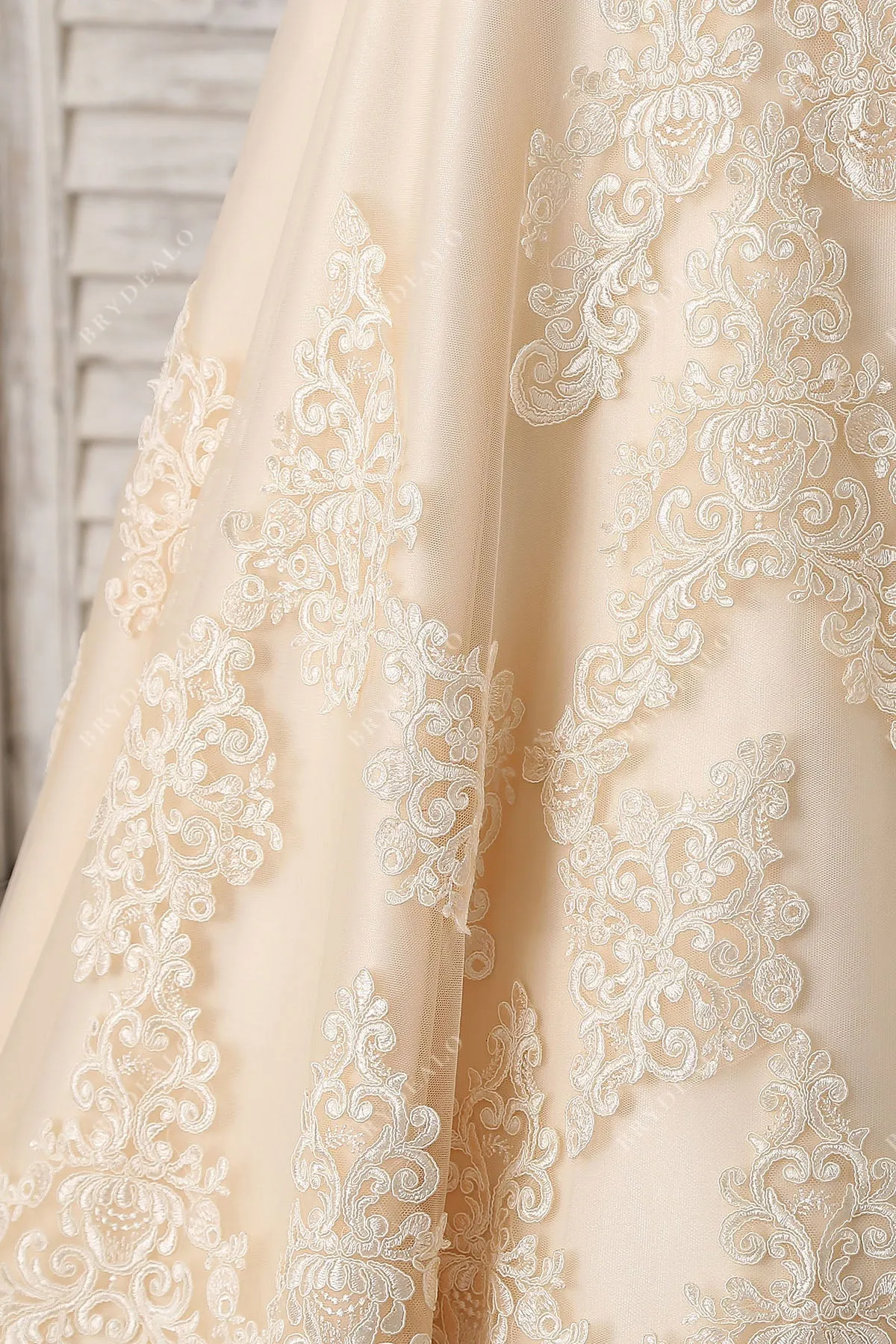 Champagne Lace V-Back Modest Trumpet Wedding Dress
