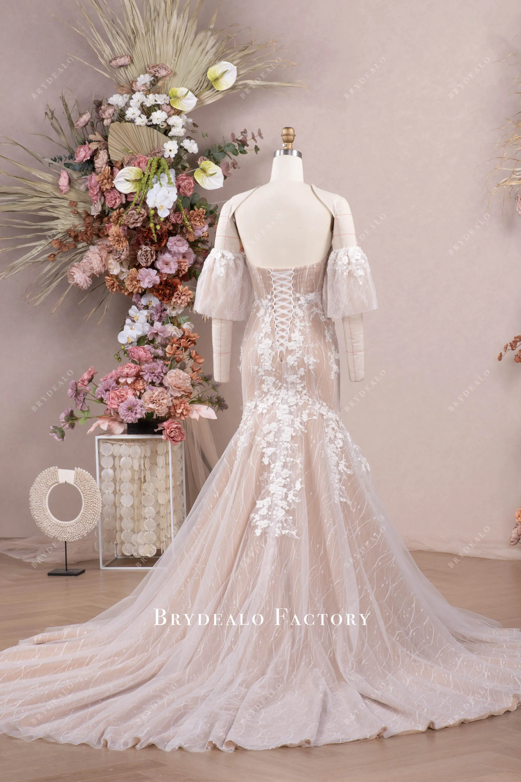 Romantic 3D Lace Corset Off-shoulder Mermaid Garden Wedding Dress